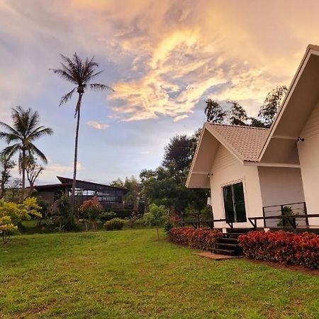 ホテル Casa Camp カオコー エクステリア 写真